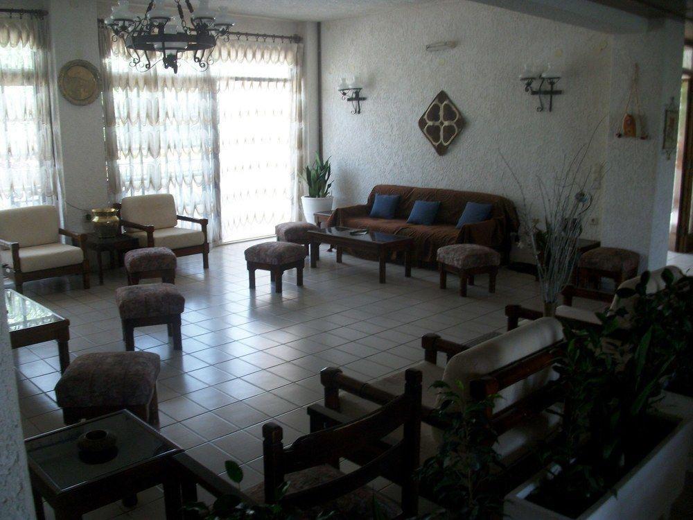 Efi Hotel Malia  Bagian luar foto