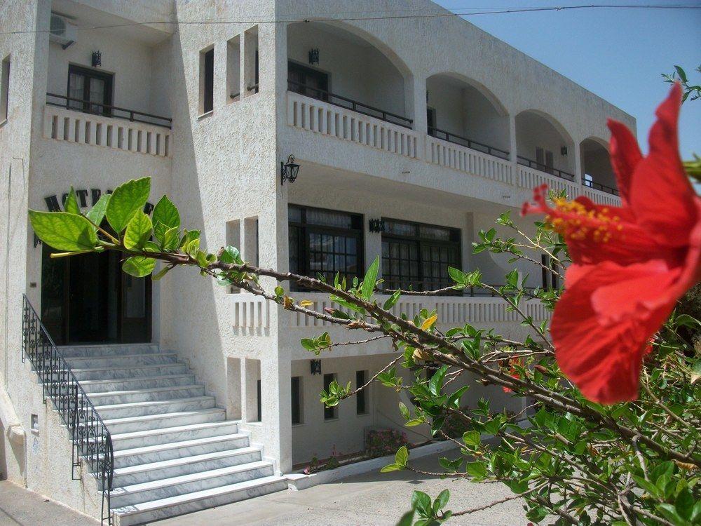 Efi Hotel Malia  Bagian luar foto
