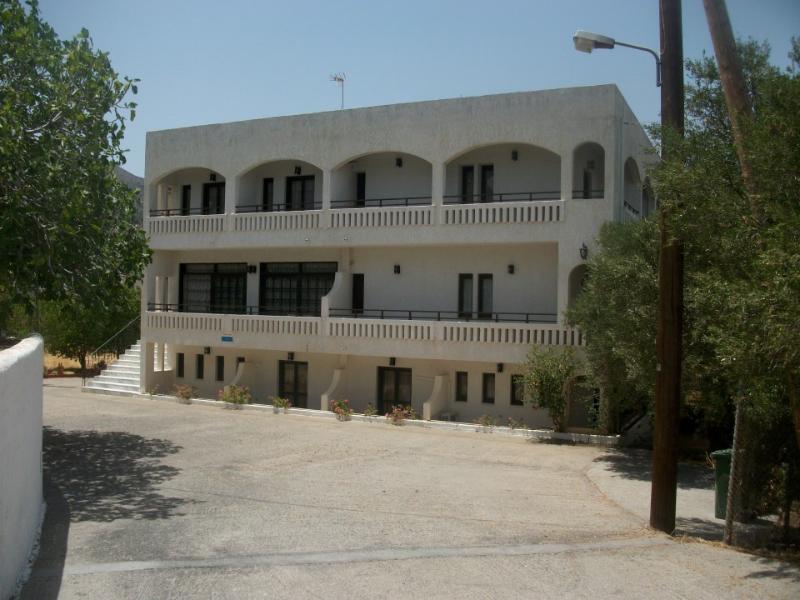 Efi Hotel Malia  Bagian luar foto