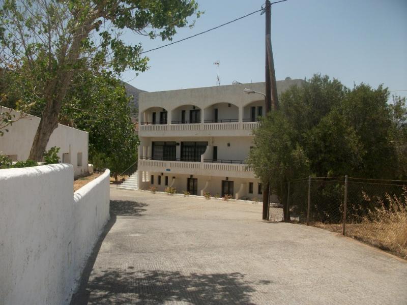 Efi Hotel Malia  Bagian luar foto