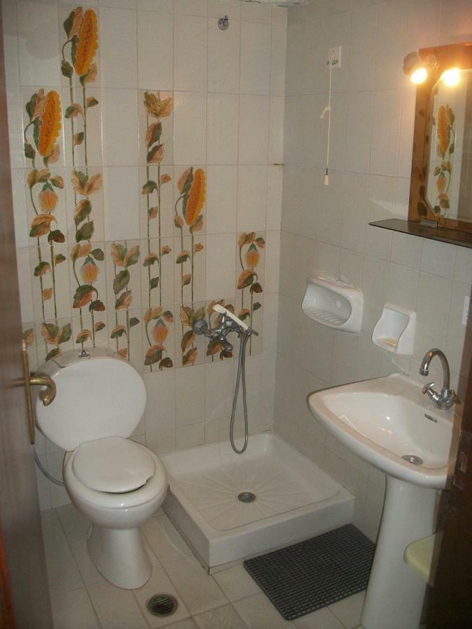 Efi Hotel Malia  Bagian luar foto